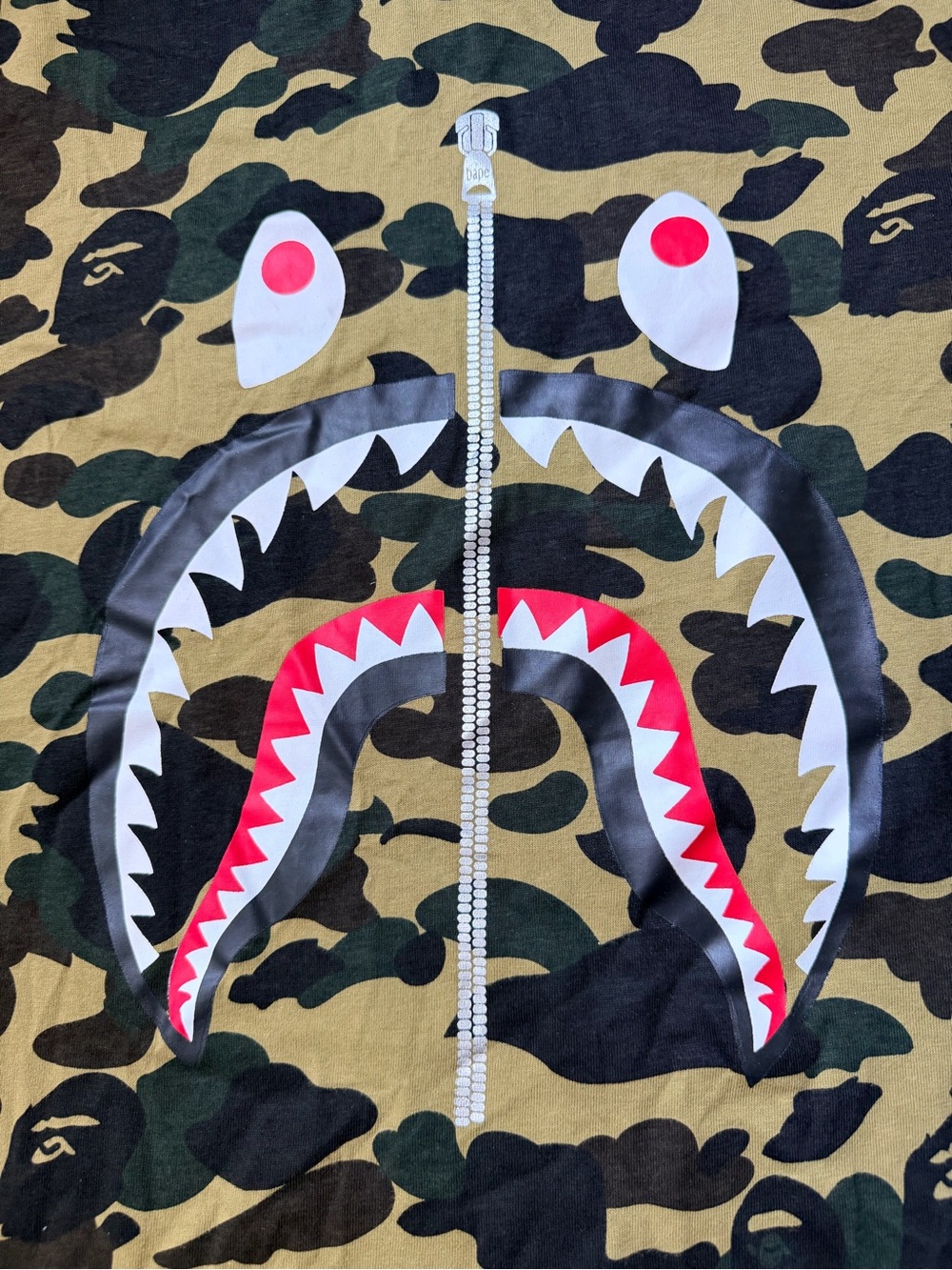 BAPE A BATHING APE Camo Shark Graphic T-Shirt Top Yellow Green Men’s Size XL - Picture 9 of 16